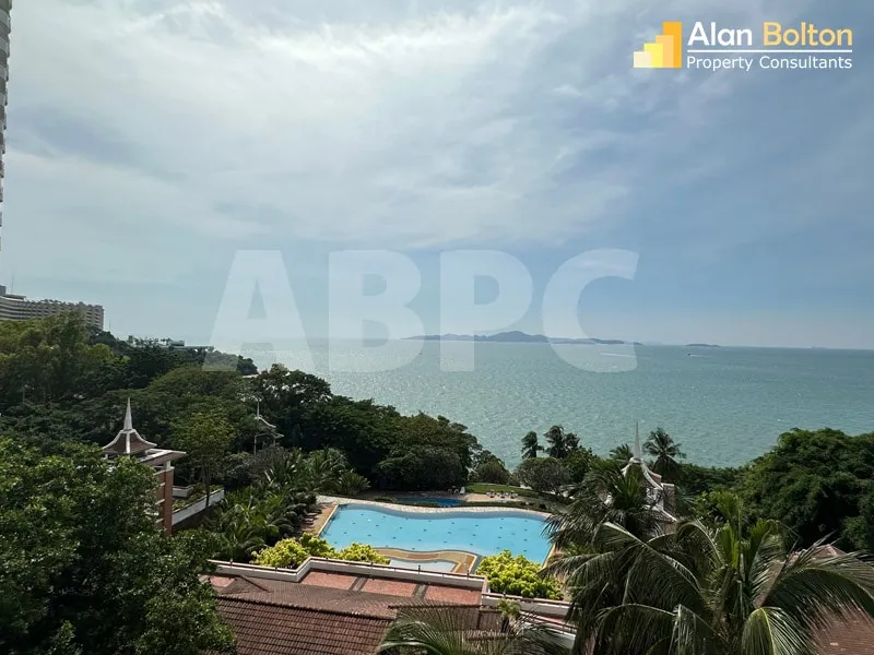 Beachfront Ocean View 3 Bed 4 Bath Condo In Pratumnak