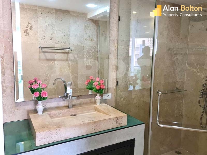 2 Bed 2 Bath Condo In Wongamat photo 12