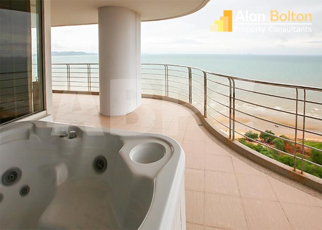3 Bed 3 Bath in Na Jomtien CS10432 photo 3