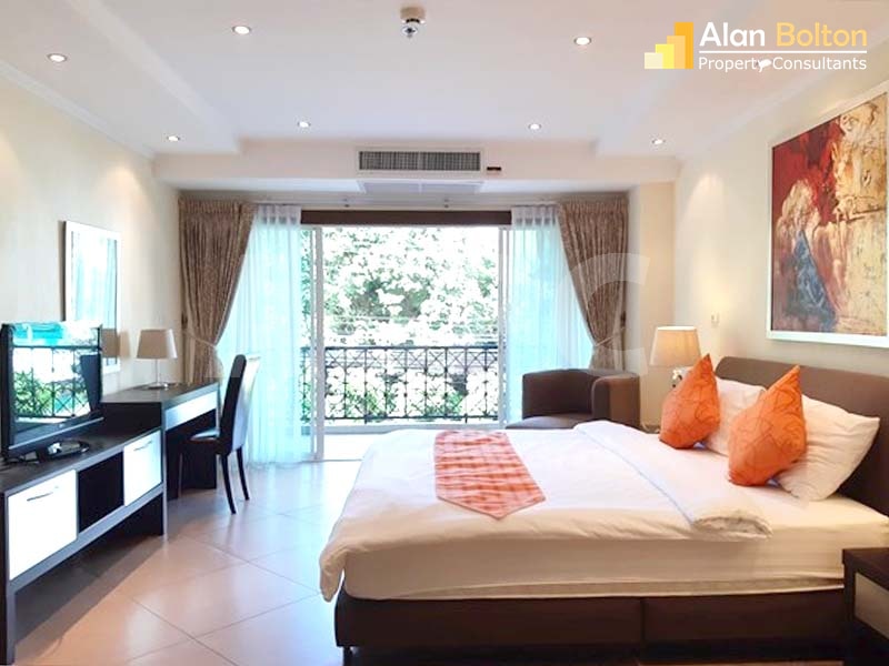 Large 1 Bed 2 Bath Condo in Jomtien photo 5