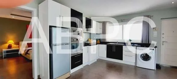 Large 2 Bed Condo in Pratumnak - Tudor Court photo 4