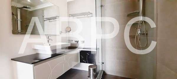Large 2 Bed Condo in Pratumnak - Tudor Court photo 8