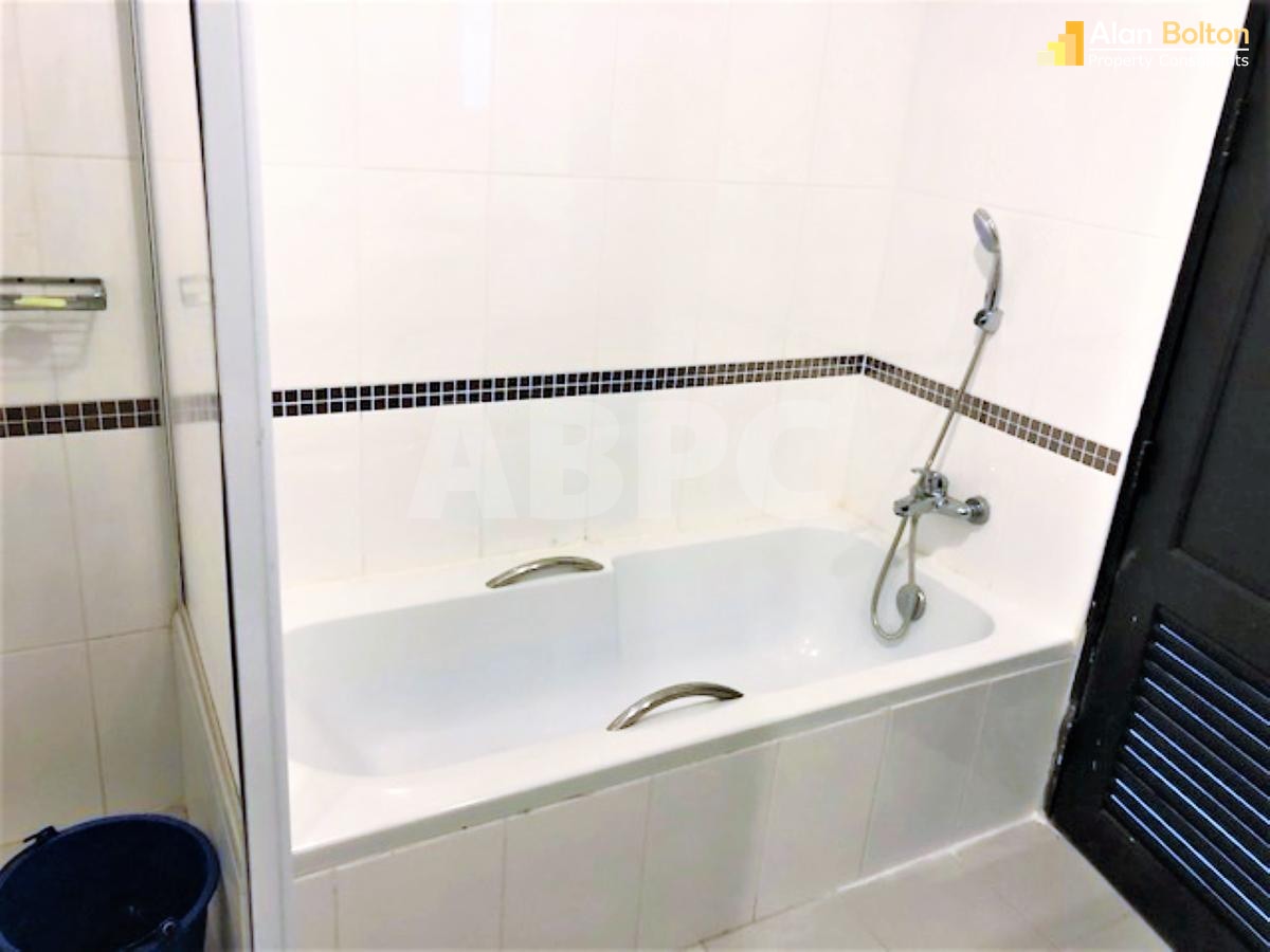 Large North Facing City View Studio Condo In Jomtien photo 12
