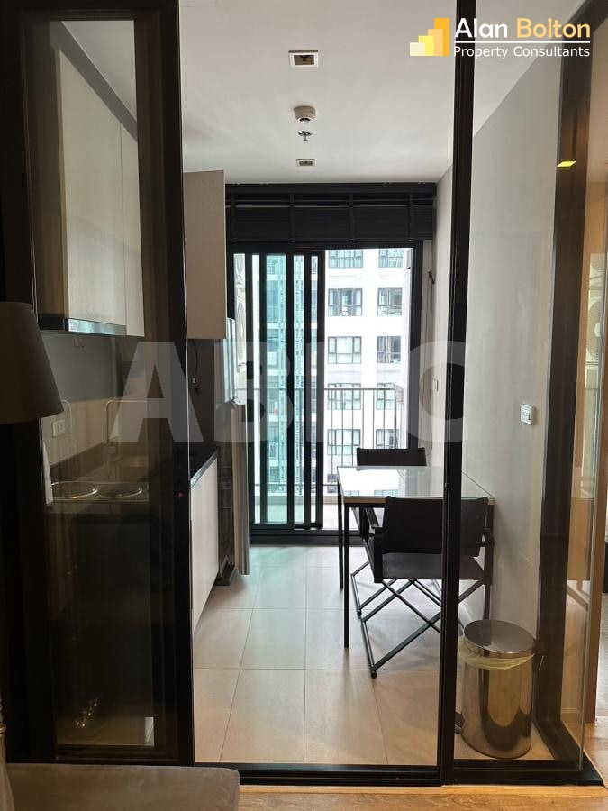 Ocean View 1 Bed 1 Bath In Central Pattaya photo 3