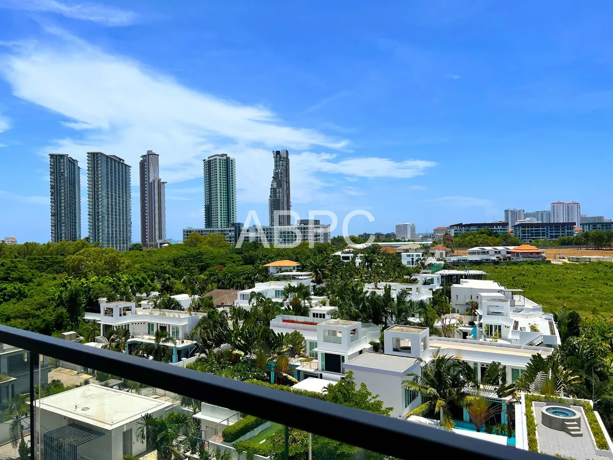 Sunset Ocean View Studio Condo In Jomtien