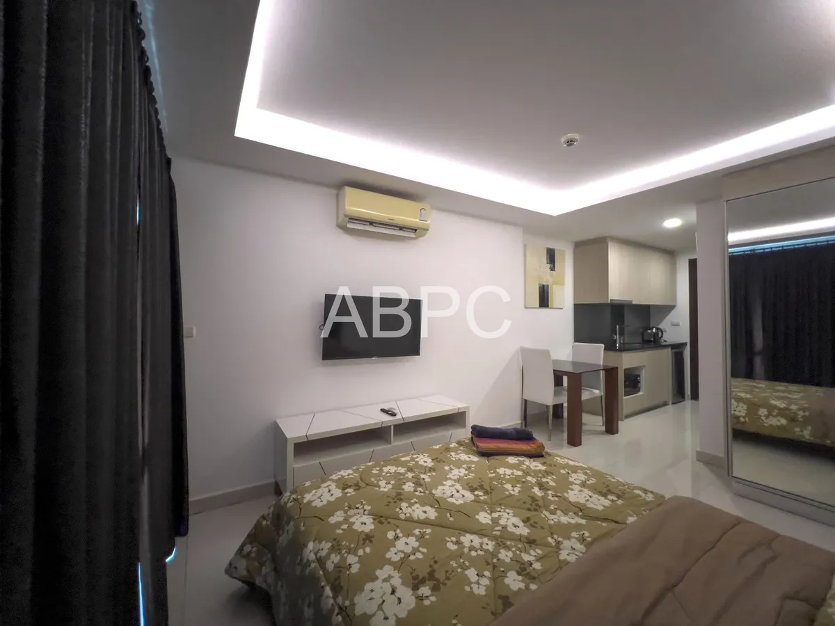 Sunset Ocean View Studio Condo In Jomtien photo 4