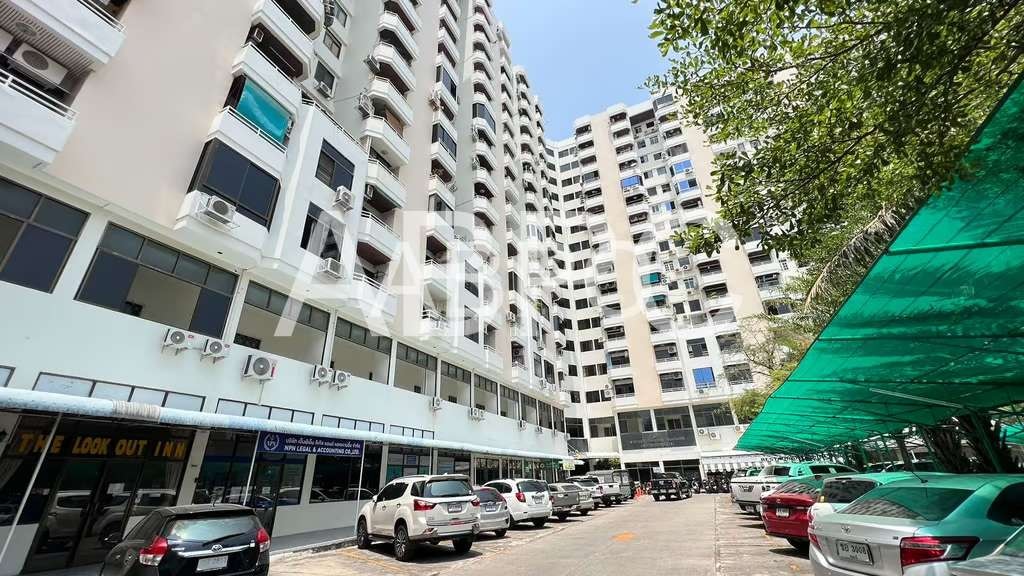Spacious 1 Bed 1 Bath Condo In Central Pattaya - Center Condotel photo 13