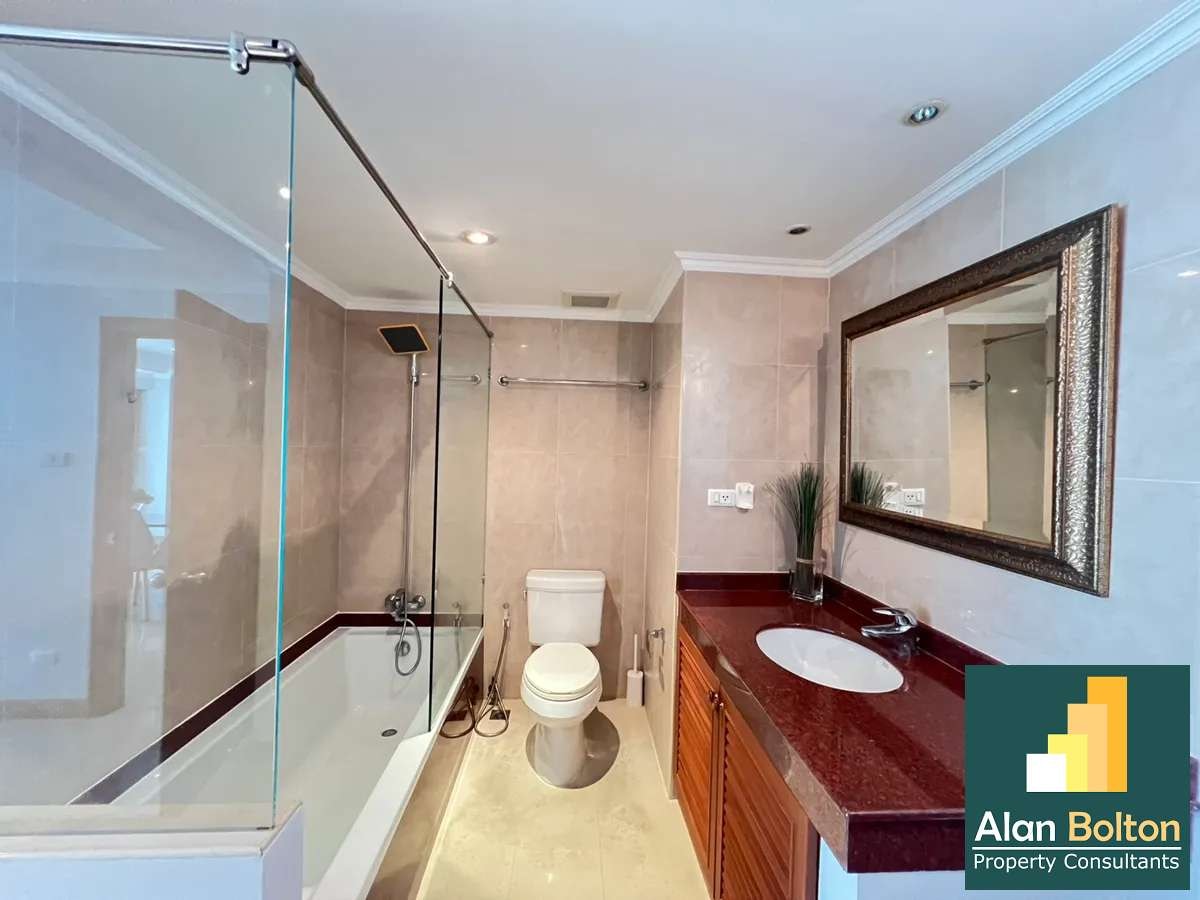 Front Facing Ocean View 2 Bed 2 Bath Condo In Jomtien photo 23