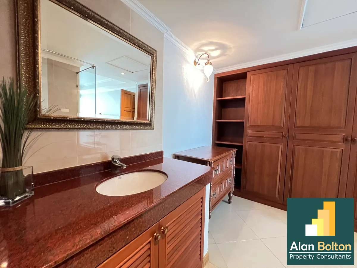 Front Facing Ocean View 2 Bed 2 Bath Condo In Jomtien photo 17