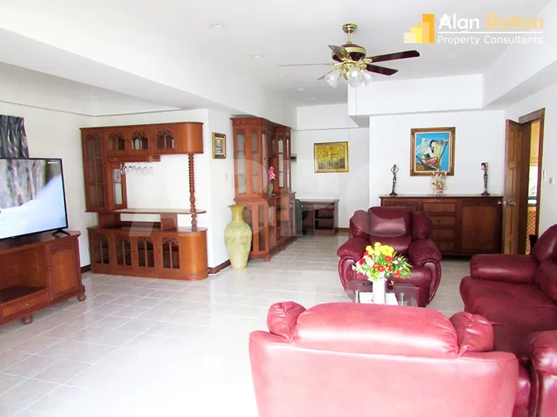 2 Bedroom Condo For Rent - Jomtien Shining Star Condominium photo 3
