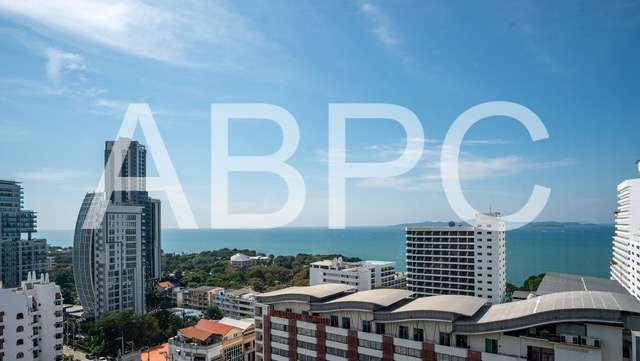 Reduced Large Condo For Sale in Pratumnak photo 3
