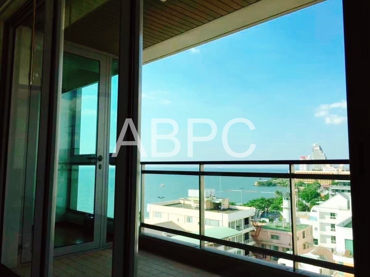 2 Bed 2 Bath Condo in North Pattaya photo 3