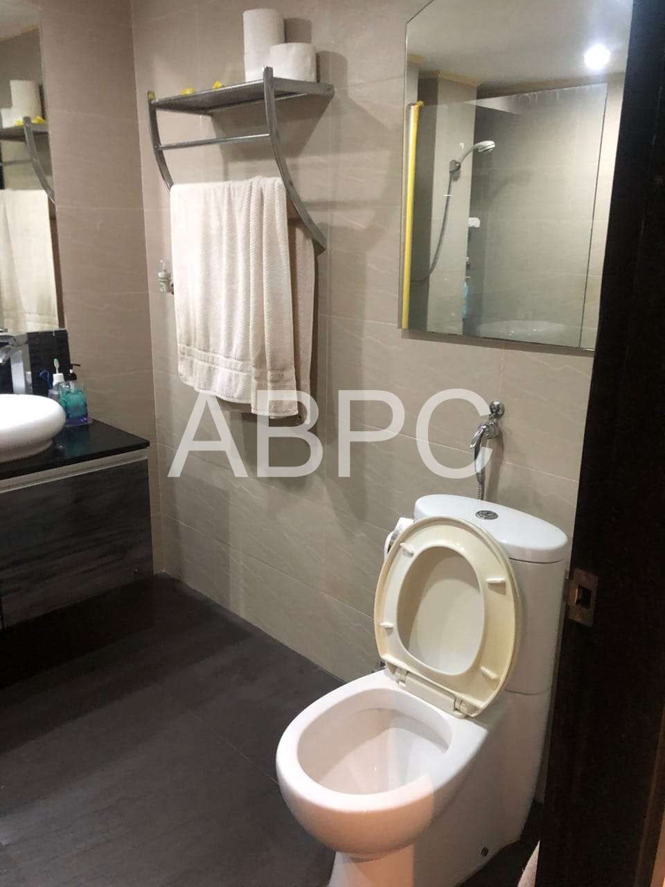Large Studio Condo Near Central Pattaya photo 10