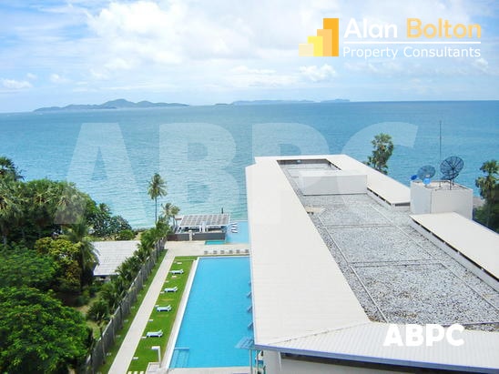 1 Bed 2 Bath in Wong Amat CS4377 photo 2