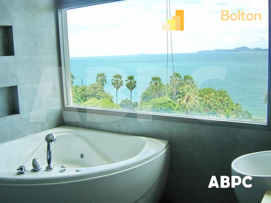 1 Bed 2 Bath in Wong Amat CS4377 photo 3