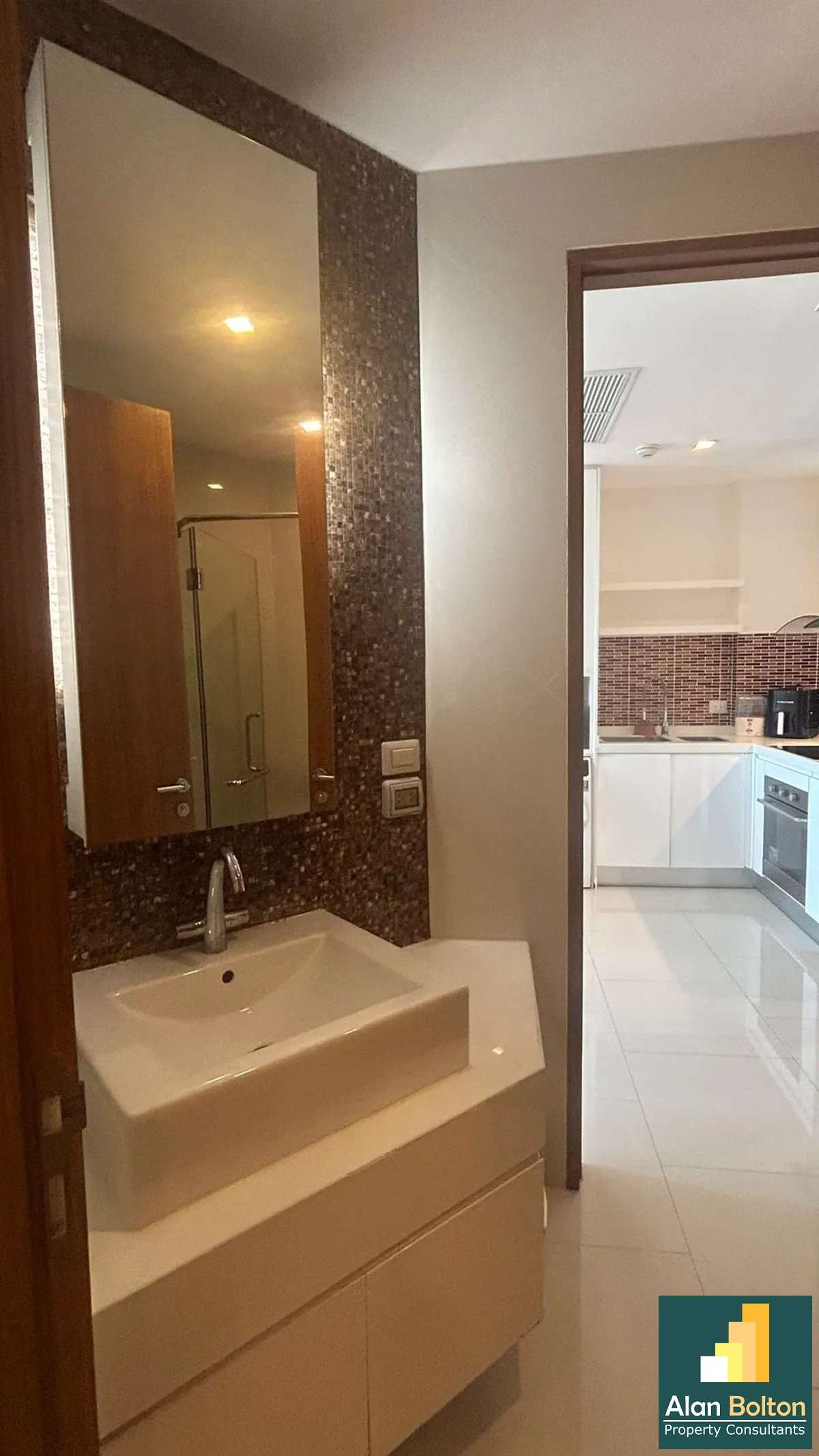 2 Bed 2 Bath in Wong Amat CS4672 photo 22