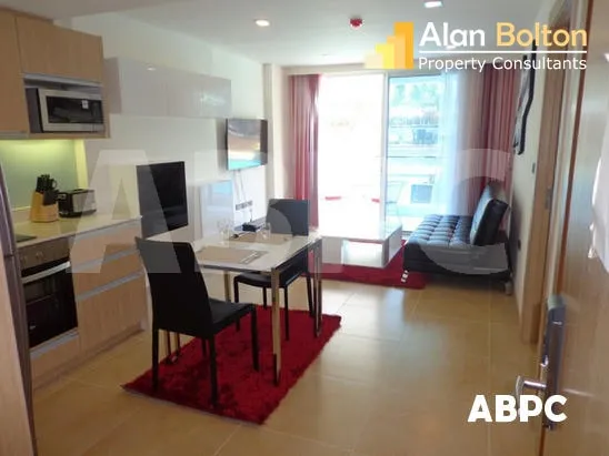 Large Pool Access 1 Bed 1 Bath Condo In Pratumnak photo 4