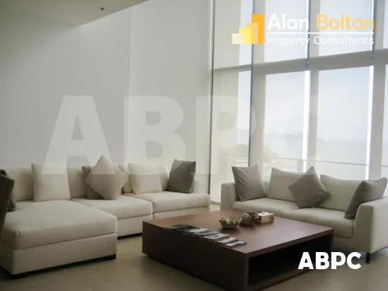 3 Bed 4 Bath in Wong Amat photo 2