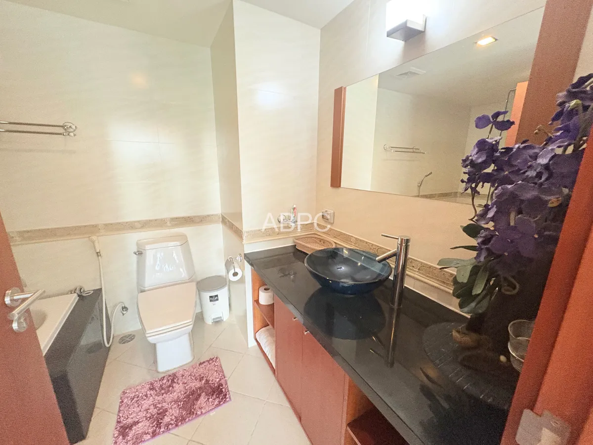 3 Bedroom Condo in Central Pattaya photo 6