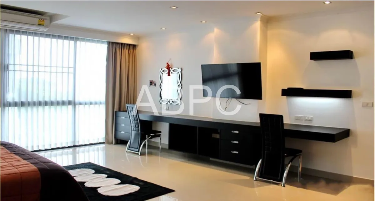 1 Bed in The Park For Sale or Rent photo 3