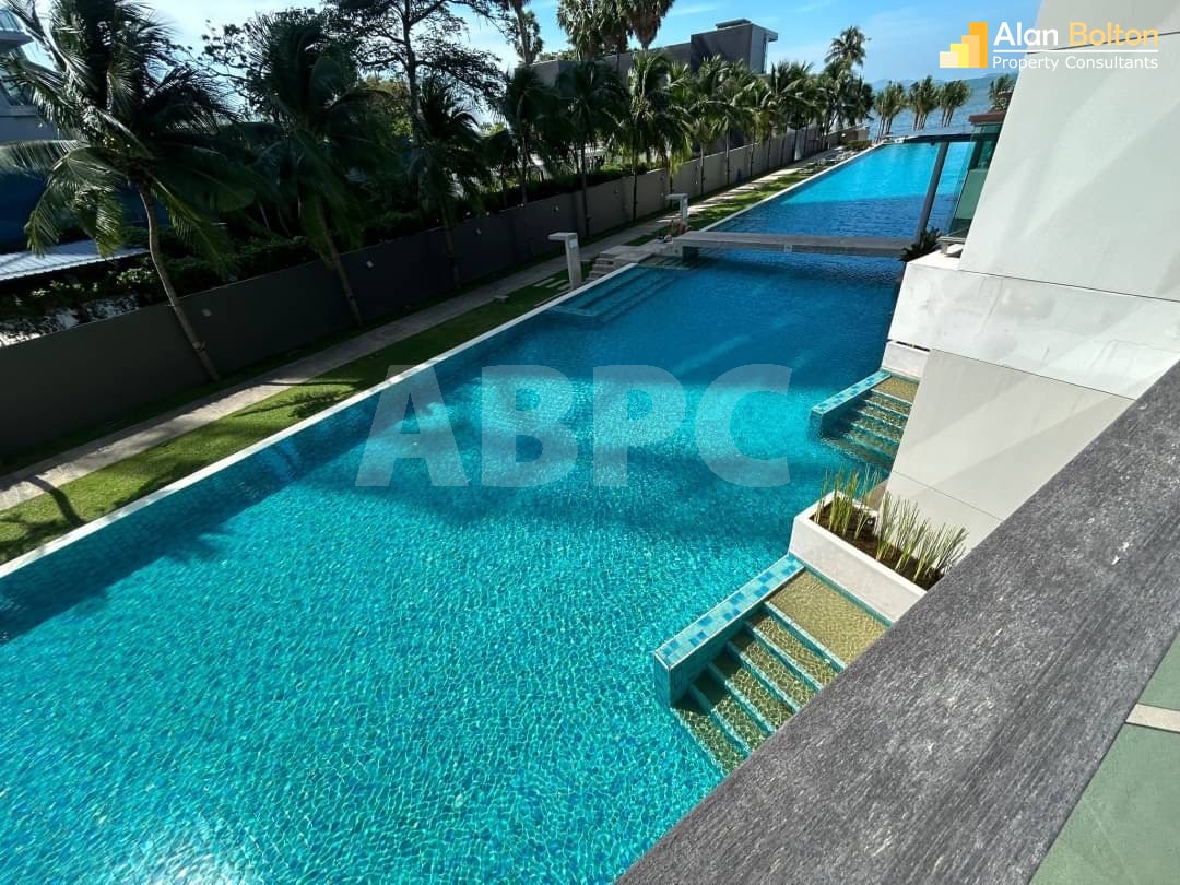 Studio Bed 1 Bath in Wong Amat CS6136 photo 9