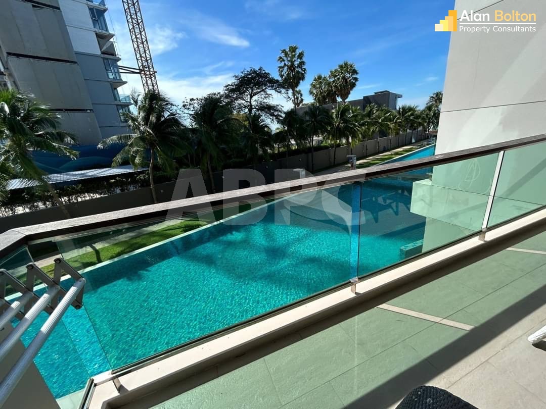 Studio Bed 1 Bath in Wong Amat CS6136 photo 8