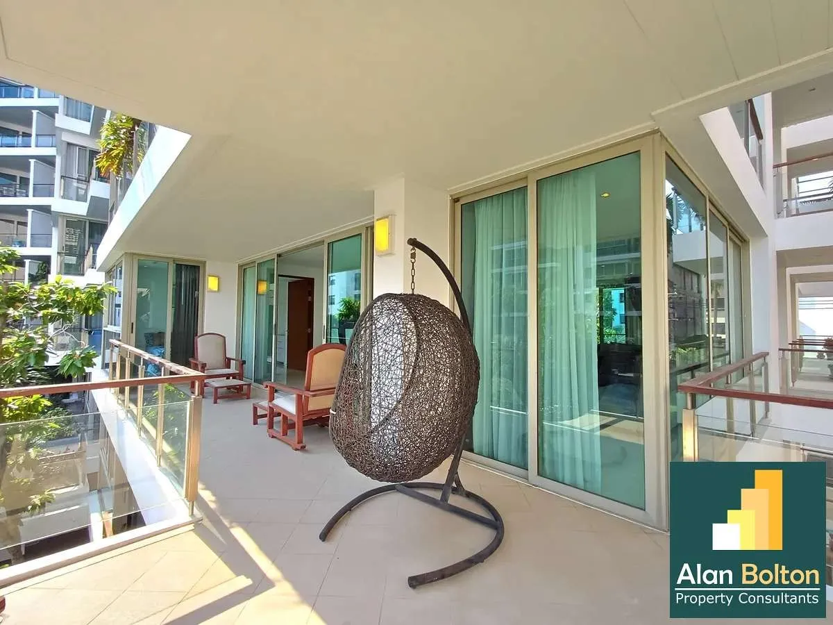 Pool View 3 Bed 3 Bath Condo In Wongamat photo 8