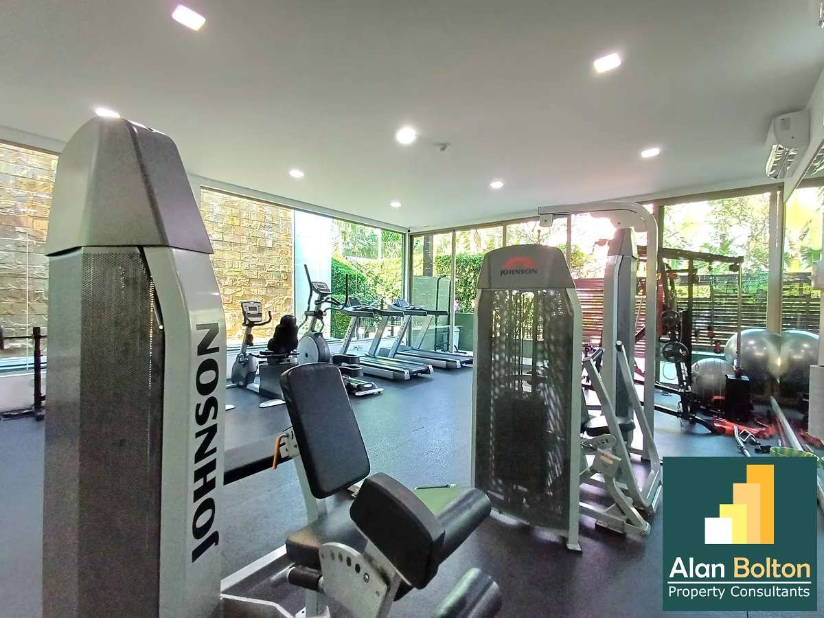 Pool View 3 Bed 3 Bath Condo In Wongamat photo 16