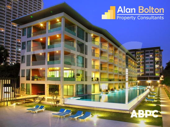 Large Beachfront Pool Access Luxury Studio Condo In Wongamat photo 11
