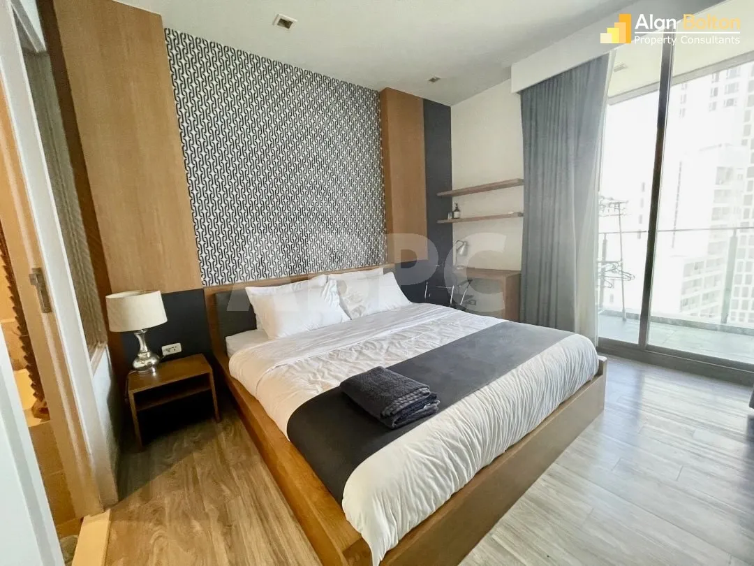 1 Bed 1 Bath in Wong Amat CS7046 photo 12
