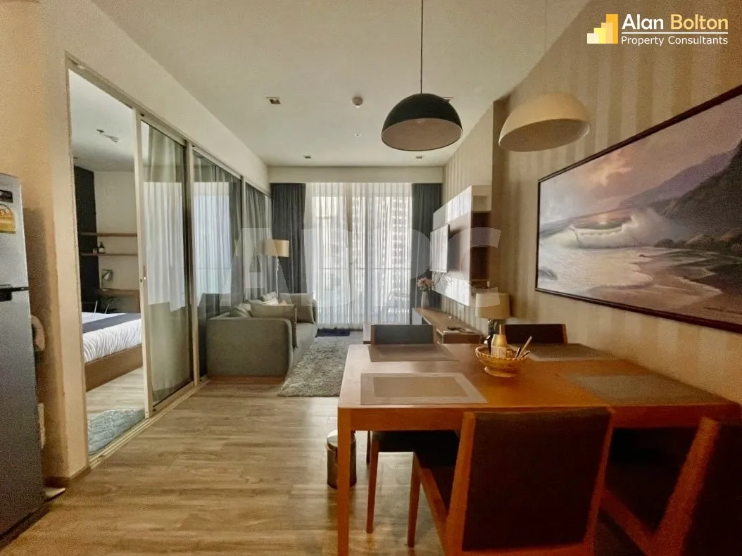 1 Bed 1 Bath in Wong Amat CS7046 photo 5