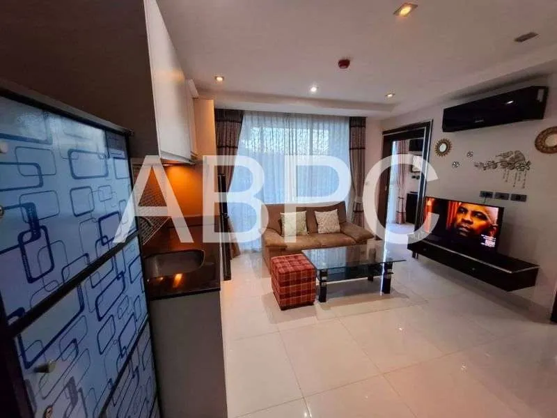 2 Bed 1 Bath in Wong Amat CS7089 photo 4