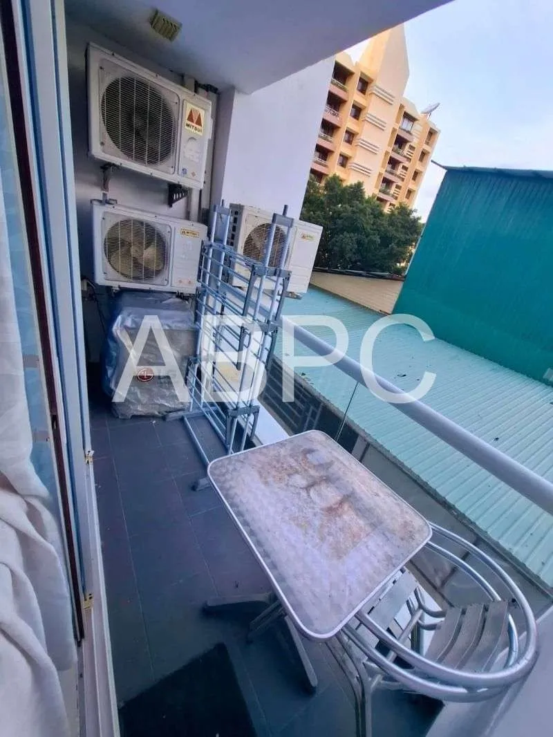 2 Bed 1 Bath in Wong Amat CS7089 photo 6