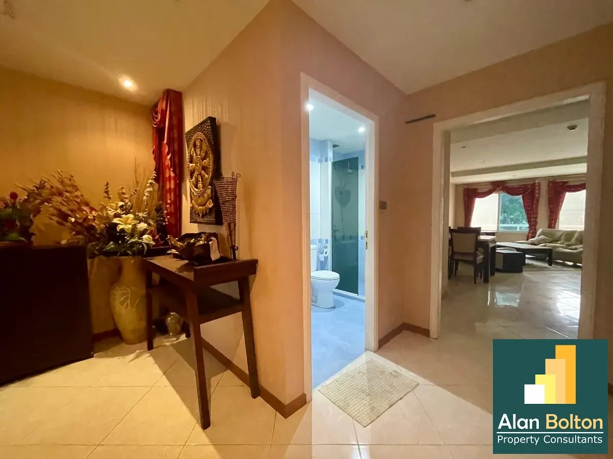 2 Bed 2 Bath Condo In Wongamat photo 11