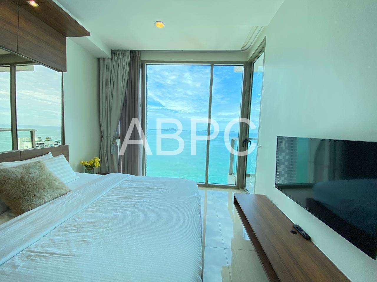 Luxury Ocean View 2 Bed 2 Bath Condo In Wongamat photo 12