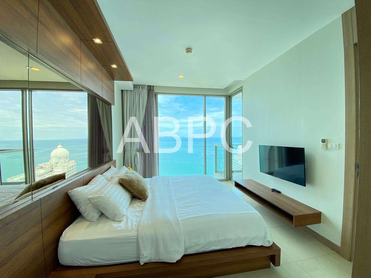 Luxury Ocean View 2 Bed 2 Bath Condo In Wongamat photo 13