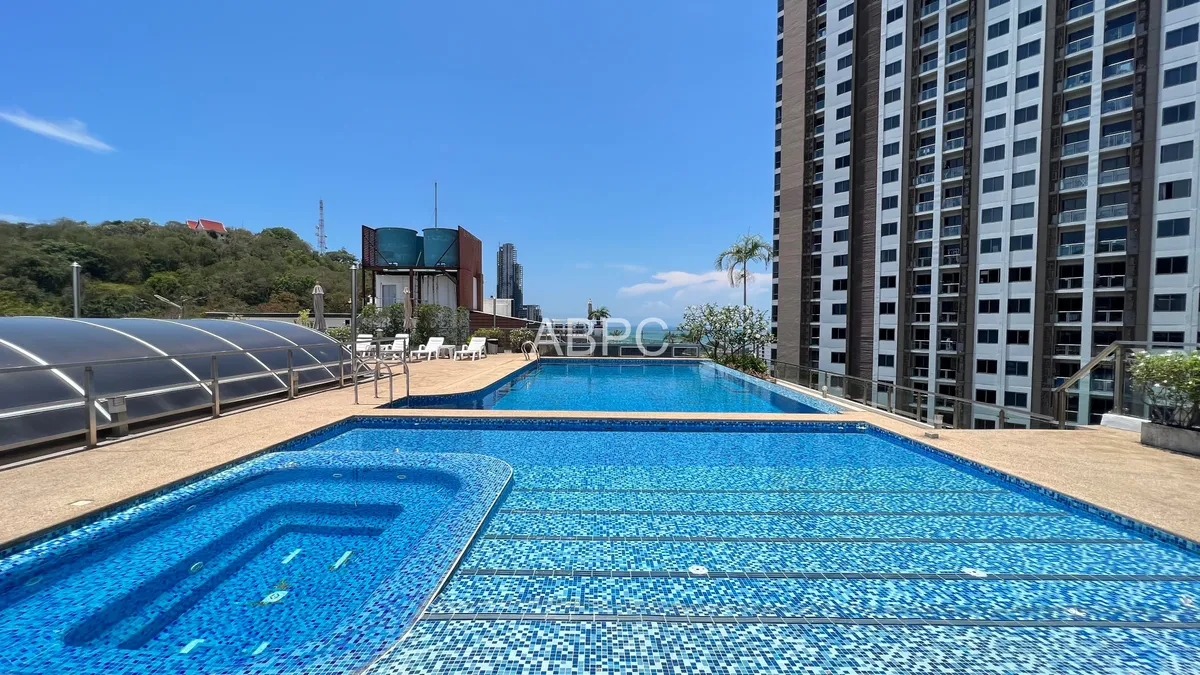 1 Bed in Pratumnak For Sale or Rent