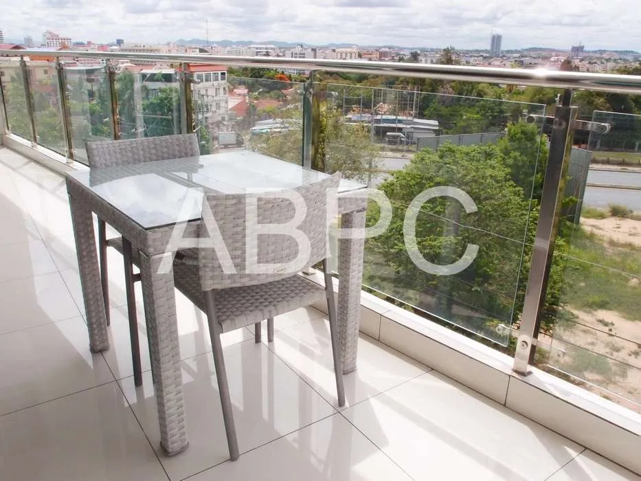 Large 1 Bed in Hyde Park 2 For Rent photo 12