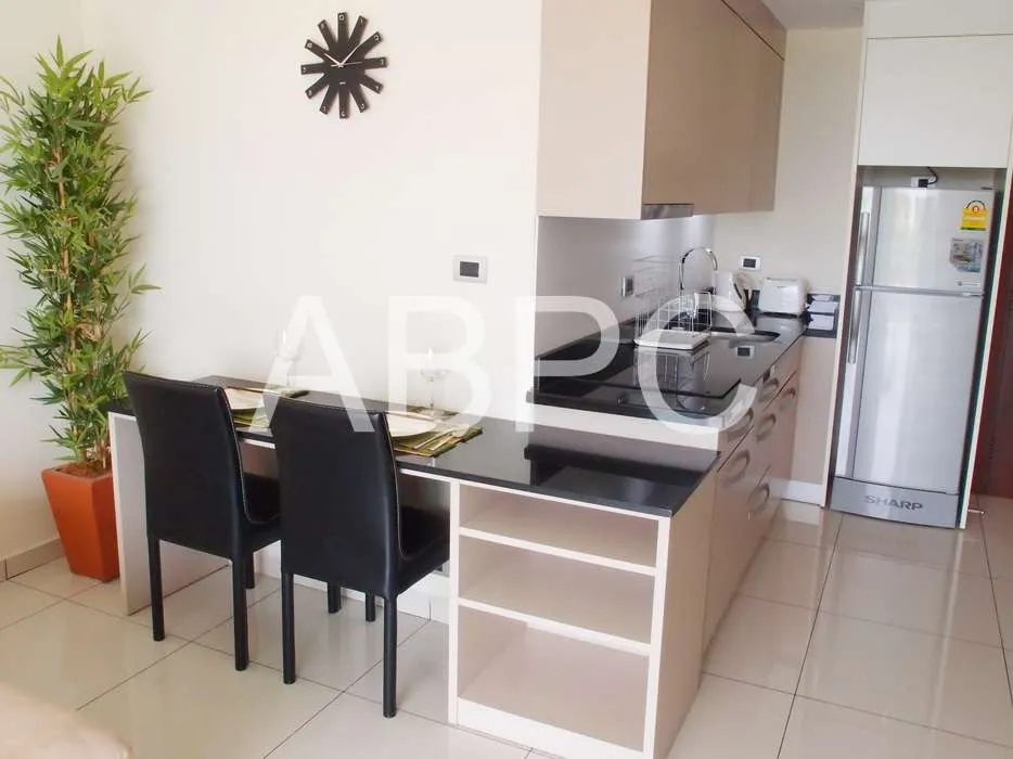 Large 1 Bed in Hyde Park 2 For Rent photo 8