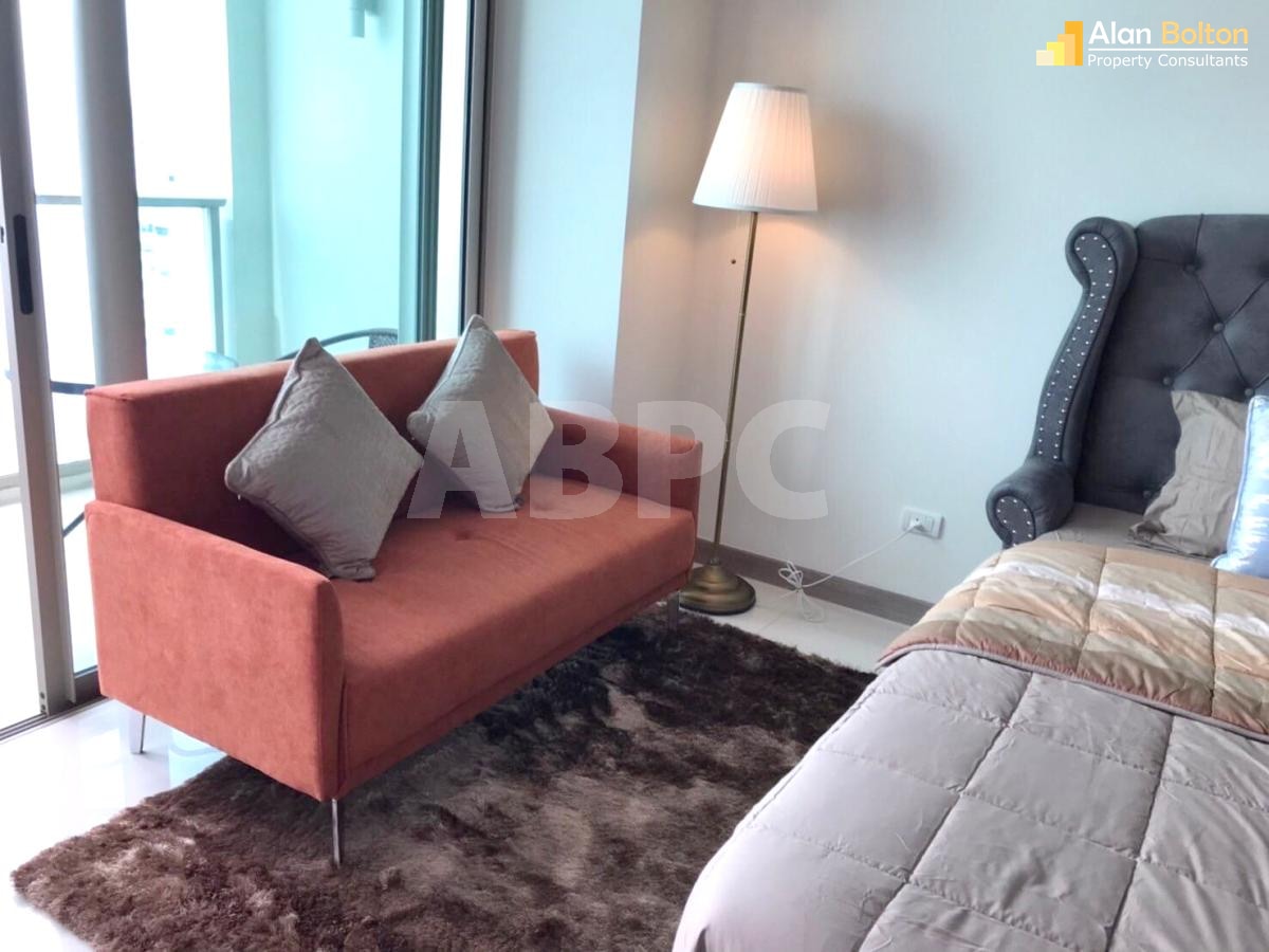 Studio Bed 1 Bath in Wong Amat CS7636 photo 3