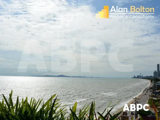2 Bed 3 Bath in Jomtien CS7765