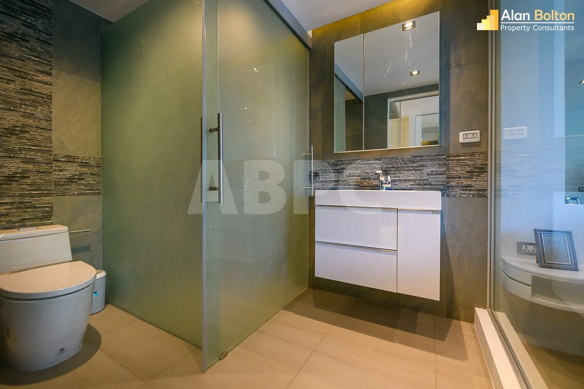 Price Drop Studio in The Sands For Rent photo 10