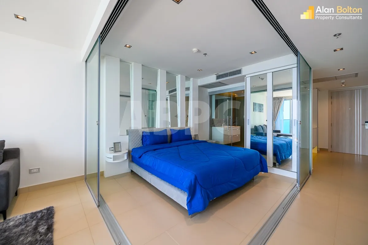 1 Bed 1 Bath in Pratumnak CS8100 photo 5