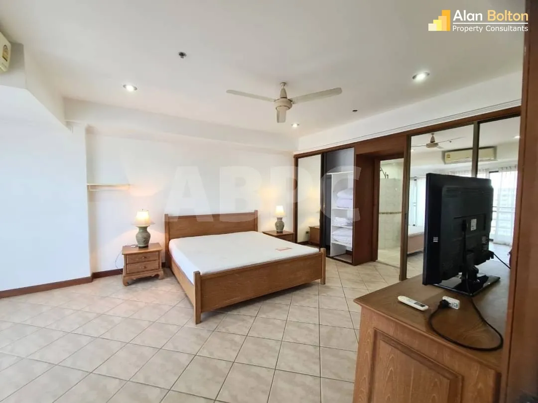 City View 3 Bed 3 Bath Condo In Jomtien photo 13