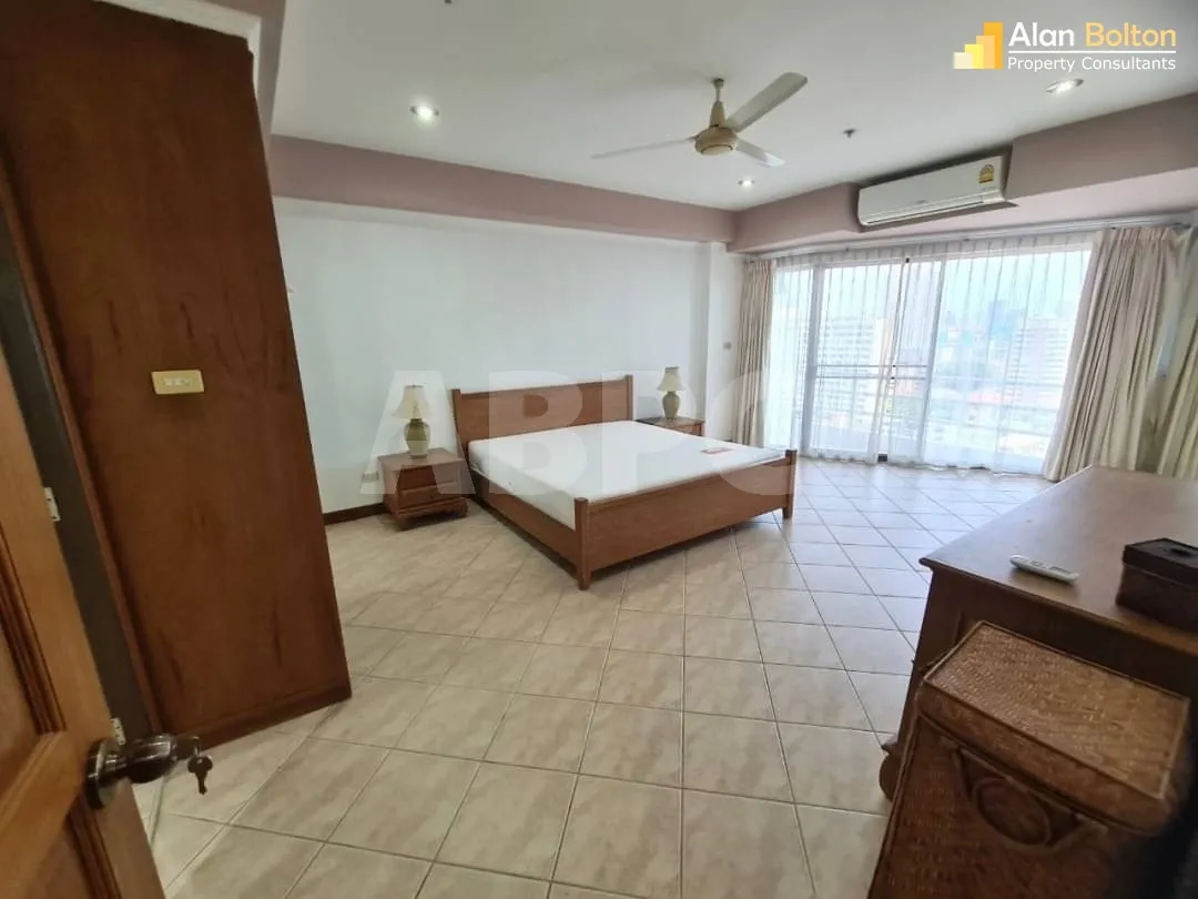 City View 3 Bed 3 Bath Condo In Jomtien photo 14