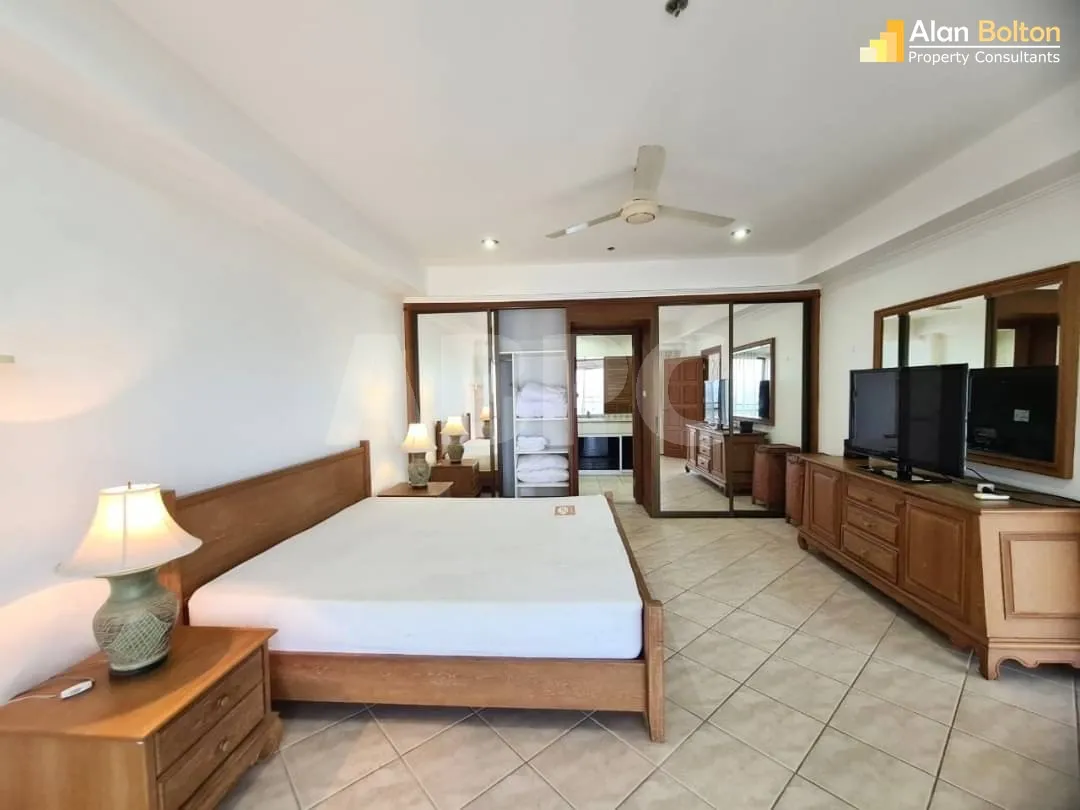 City View 3 Bed 3 Bath Condo In Jomtien photo 5