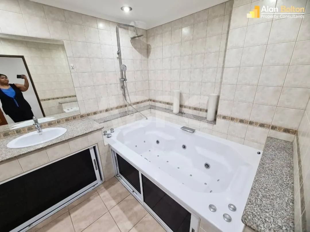 City View 3 Bed 3 Bath Condo In Jomtien photo 8