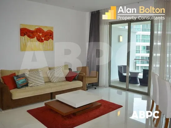 Beachfront Pool View 2 Bed 2 Bath Condo In Wongamat photo 3