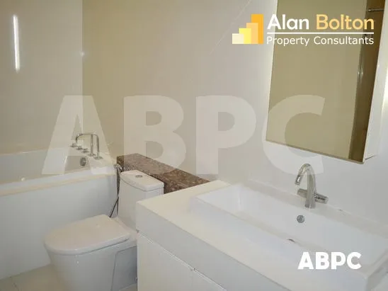 Beachfront Pool View 2 Bed 2 Bath Condo In Wongamat photo 6