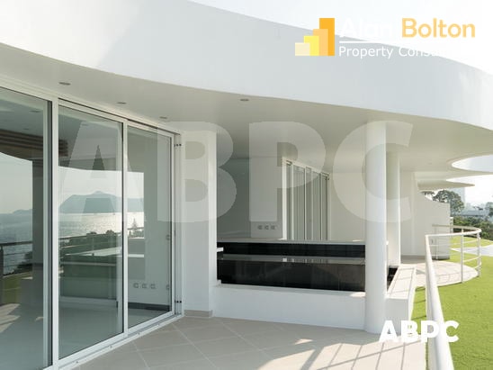 Front Facing Ocean View Luxury 2 Bed 2 Bath Condo in Na Jomtien photo 6